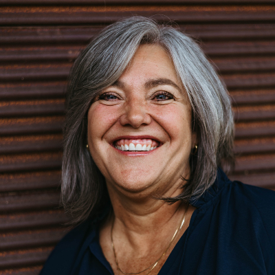 Kari Lamoreaux